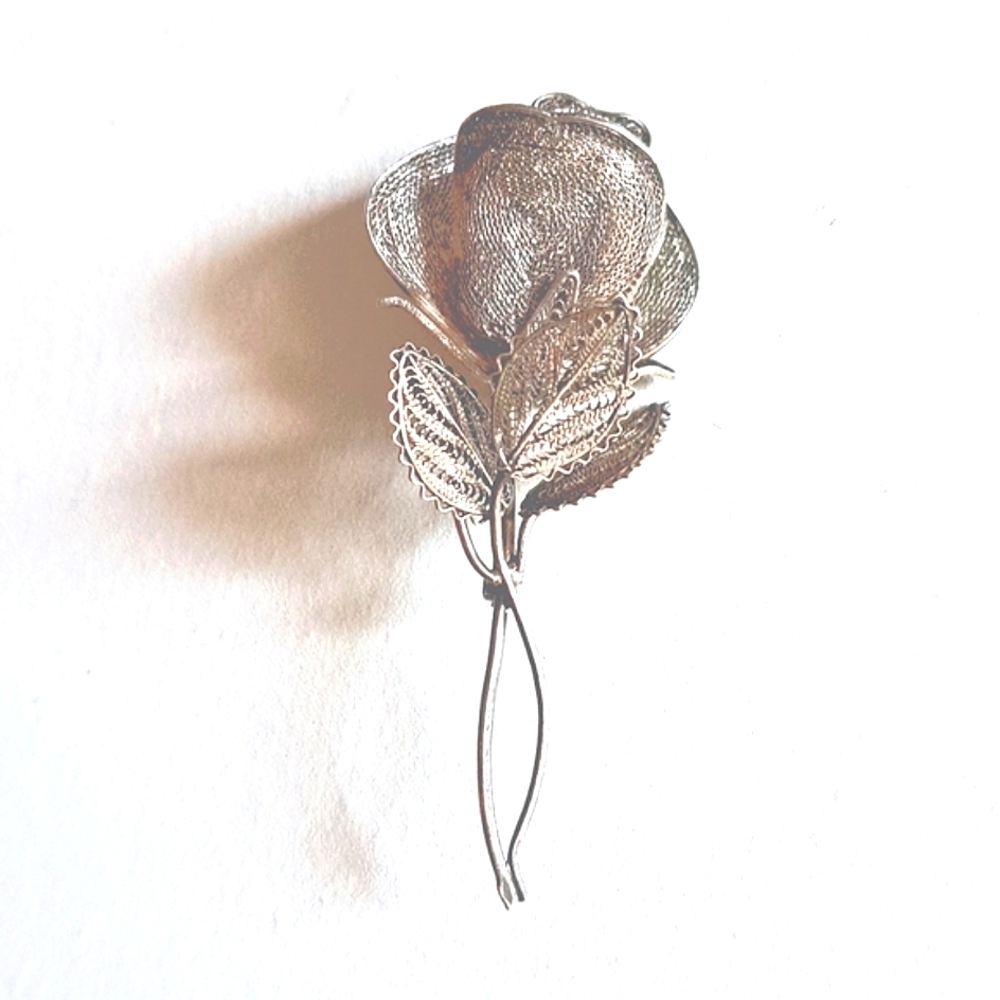 Antique 800 Spun Sterling Silver Filigree Flower Brooch